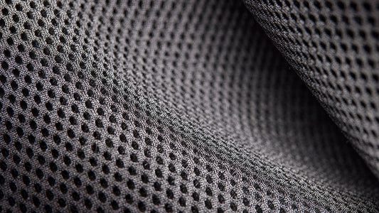 WHY 3-D MESH TECHNOLOGY INSTEAD OF BREATHABLE MEMBRANES?